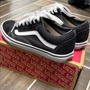 Vans Black & White Classic Skate Shoes Old Skool